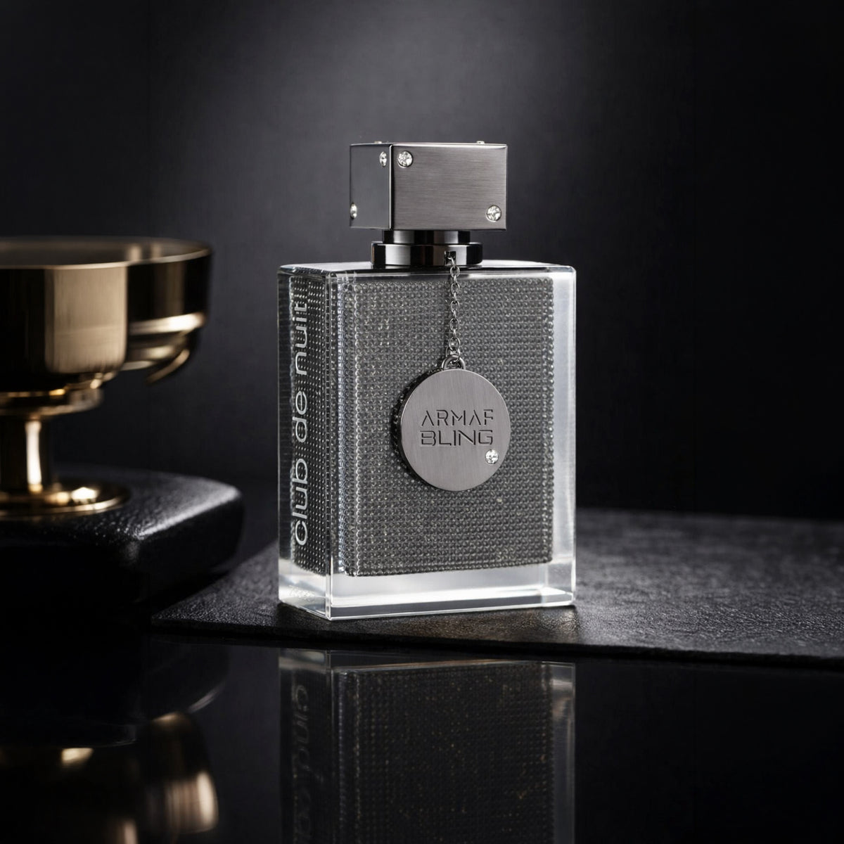 Armaf Club De Nuit Bling — The Cologne That Smells Different Two Hours In